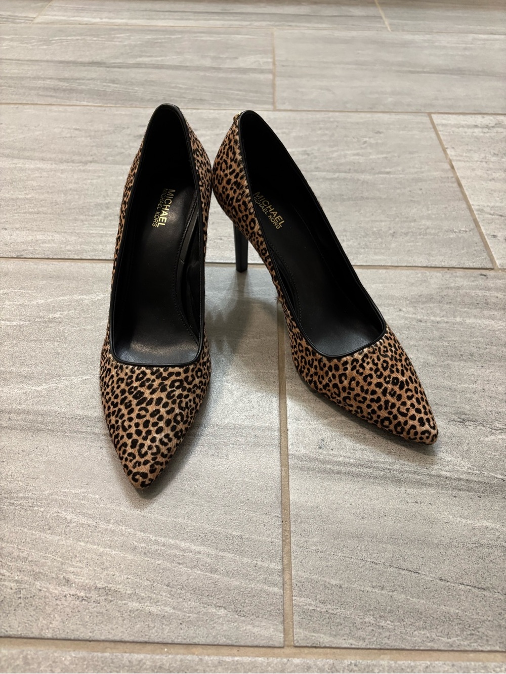 Michael Kors Leopard-Print Pointed Toe Pump - Picture 6 of 12